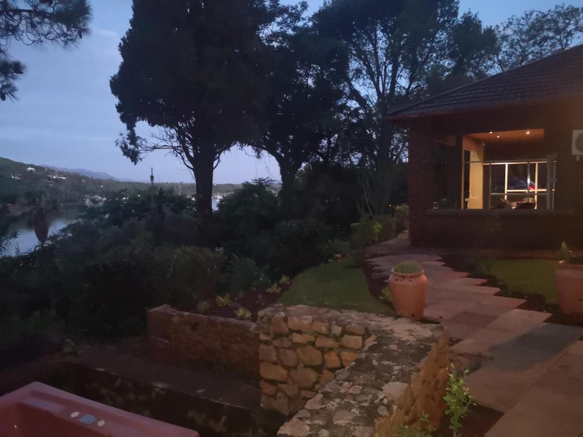 Metsing At Harties Hotel Hartbeespoort Bagian luar foto