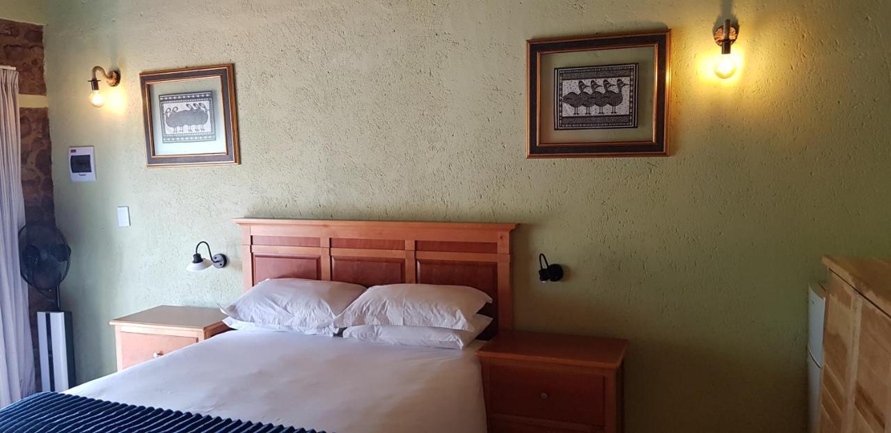 Metsing At Harties Hotel Hartbeespoort Bagian luar foto