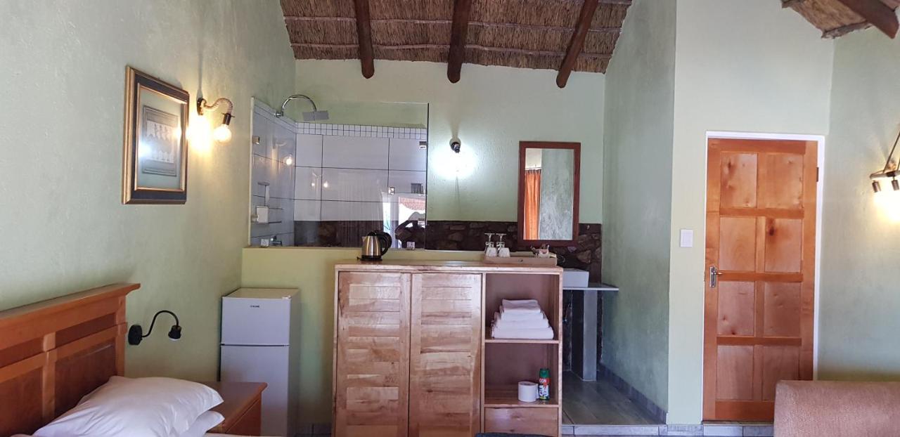 Metsing At Harties Hotel Hartbeespoort Bagian luar foto