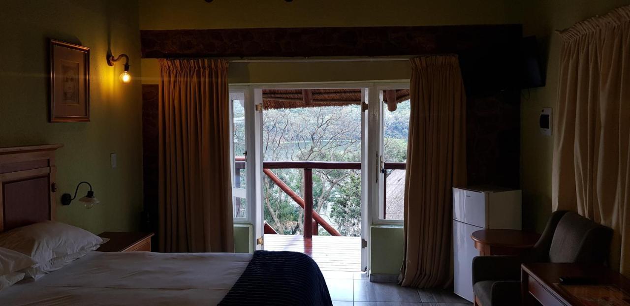 Metsing At Harties Hotel Hartbeespoort Bagian luar foto