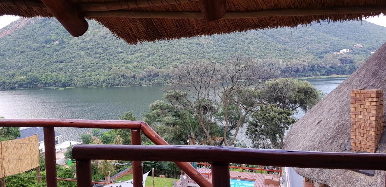 Metsing At Harties Hotel Hartbeespoort Bagian luar foto